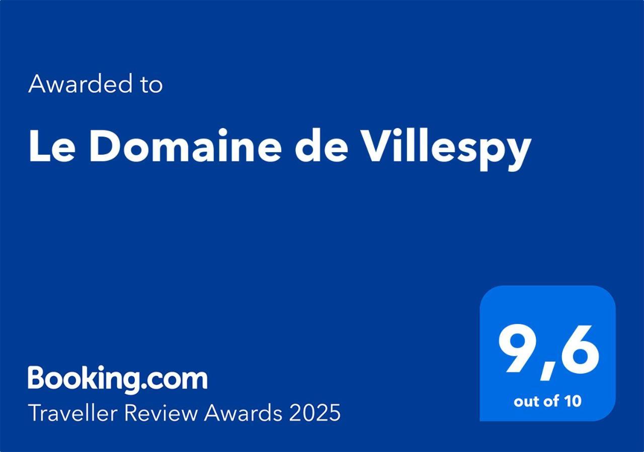 Le Domaine De *